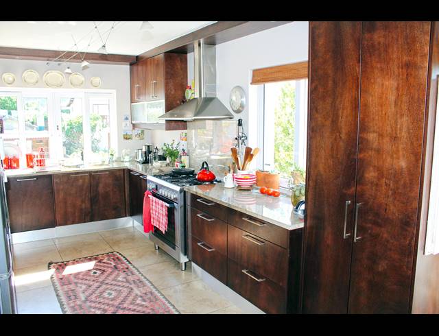 4 BEDROOM HOUSE FOR SALE IN KLEINMOND CENTRAL